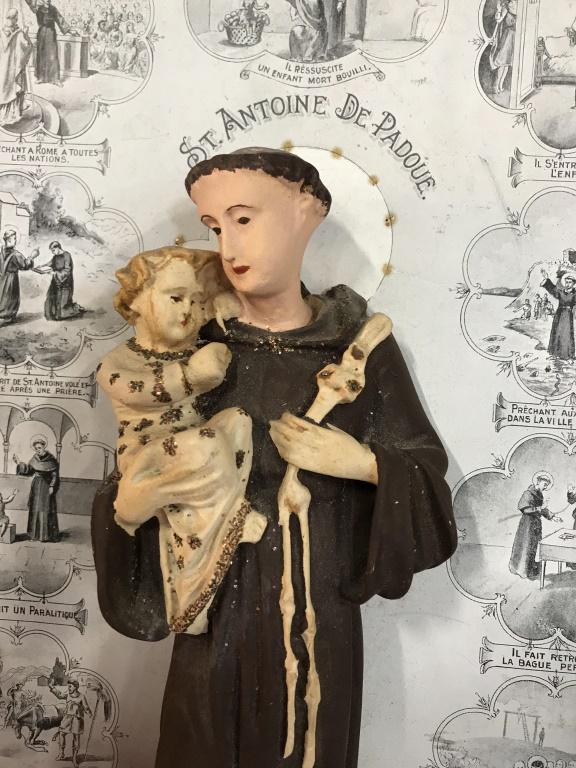 St. Antoine De Padoue Sculptural Relic: Figural is mounted to shadow box. Made from ceramic, corner scroll decor, decorated with possibly sand. St. Anthony, Figural, sculptural Figural, religion, religious Figural, shadow box, shadow box Fi