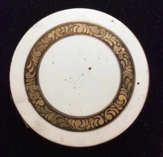 Elgin American Vintage Enamel Compact VINTAGE ANTIQUE WHITE ENAMEL PORCELAIN