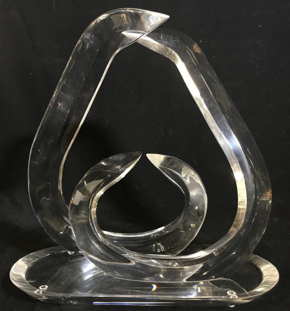 Signed VAN TEAL Contemporary Art Sculpture: Hivo Van Teal (American, 20th century). "Untitled", lucite contemporary art sculpture, incised signature to top of base "Van Teal". A tabletop abstract sculpture comprising two intertwining four sided