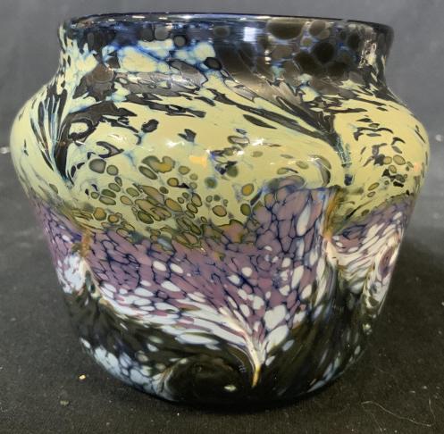 Art Glass Swirl Design Vase: Art glass vase, vessel, tableware, hand formed, hand blown, decorative arts, measures ht 4 inches, diameter app 5 inches