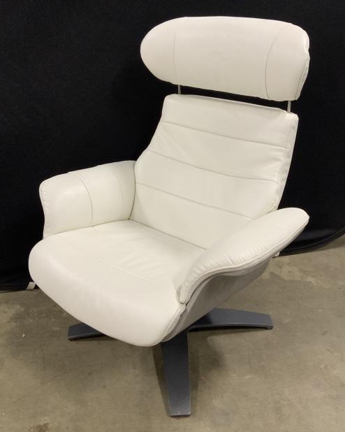 Modani Rowan Leather Swivel Lounge Chair: Modani Rowen Lounge Chair in White, contemporary style, Soft top grain leather has been stretched over contouring foam for unmatched comfort. The subtle wingback design and a solid metal base provides