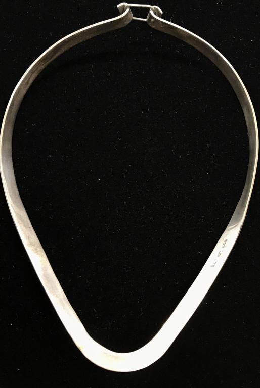 Mexican 825 Silver Collar Choker Necklace: Vintage Mexican Silver, marked ‘Mexico 825’ and something else illegible. Sculptural style in soft ‘V’ form. Metal is a little over a 1/4 in. wide. Semi Precious Metal, Collar Necklace, Mexica