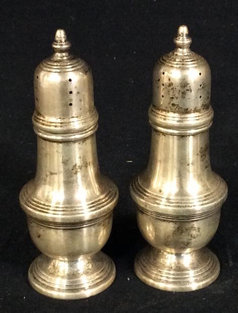 FTG Sterling Silver Salt And Pepper Shakers: FTG Salt and pepper shaker set. Labeled FTG sterling 440. Pieces are non-monogrammed. They measure approx 4.75 inches H, and approx 1.6 inches wide. The pieces show some wear due to age and use. Sterl