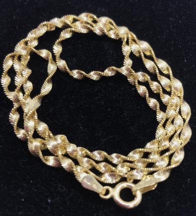 18K YG over SS Twisted Herringbone Chain, Italy: 20 in. Chain. Marked 925 Italy in 3 location on clasp, near clasp, marked KA 1772 possibly for KARIZMA SPA based in Italy. No hallmark for gold, possibly 18 K over sterling. comes with gift pouch, Twi