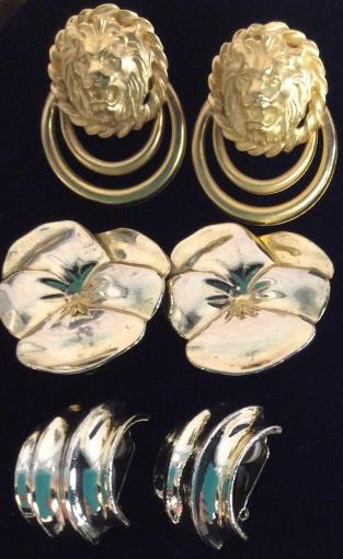 Group Lot Ladies Fashion Jewelry and Accessories: Lot 11- Jade Cabochon bezel Set. 6 pairs of pierced earrings with posts or omega backs. some wear and loss of posts, 2 pairs clips Ons and one pair screw back ‘Lion’ earrings. 2 pairs of post earr