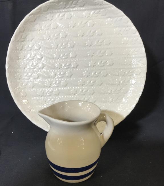 Lot 4 Ceramic & Porcelain Tableware, Limoges: Two Limoges Luncheon plates, basket weave border, 7.5 in. Stamped over glaze with a Blue hallmark, reads ‘Ceralene’ with rooster inside the circle. Additionally reads ‘ A Raynaud et C, Limoges��