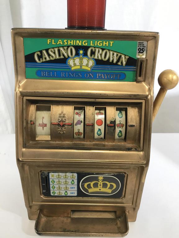 Waco 'casino Crown' Antique 25cent Slot Machine