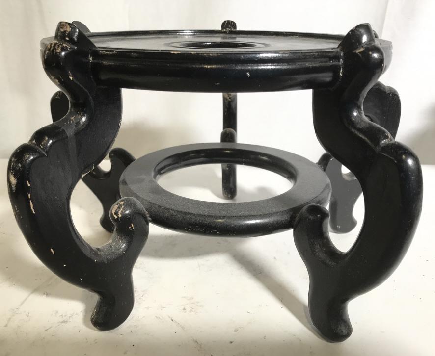 Vintage Asian Carved Wooden Display Stand: Display Stand is wooden and lacquered. Piece has carved wooden detail. Piece is vintage possibly antique. Asian Display Stand, Display base, Wooden Stand, Vintage Stand, Display Stand, Vase Stand. Pie