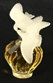 Lot 5 Vintage Designer Perfumes or EDT, 5 ml: Lot includes Ma Liberté - EDT, Jean Patou, unknown brand- has bird form stopper, Billie Grass -Parfum, Elizabeth Arden, White Shoulders - Parfum, Evyan For Women , Passion- Parfum, Elizabeth Talor. F