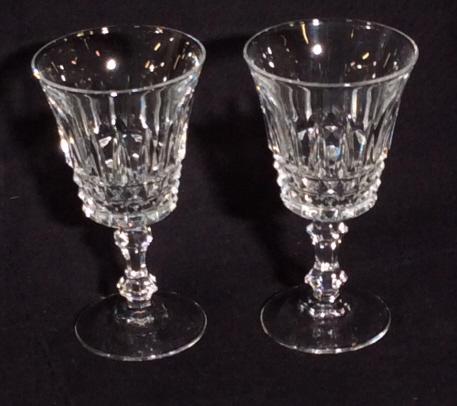 W.M. Dalton French Lead Crystal Cordials, 2: Pair 4.75 in. verité crystal cordial stem glasses. Delicate cut crystal, brilliant shine, comes in styrofoam for safe keeping. Barware, Cut Crystal Cordials, French Aperitif Liquor Glasses, WM Dalton