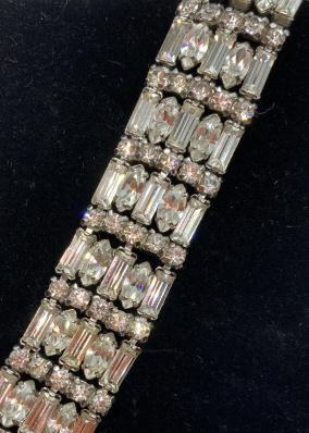Vintage Rhinestone Bracelet, Fashion Jewelry: Mixed shape rhinestones on silver toned metal, with clasp and safety chain. Measures approx 7 1/2 in when laid flat. ladies vintage costume estate jewelry, rhinestones, wearable accessories. 4