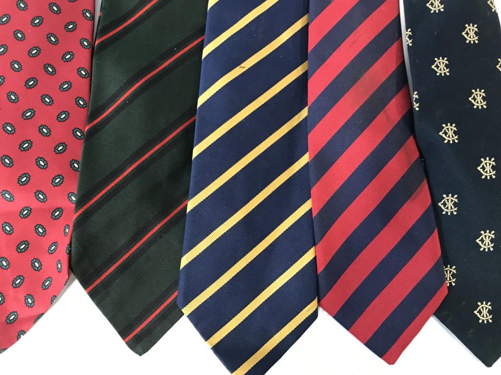 Lot 5 Luxe English Silk Dress Ties: Luxury designers include DUNHILL TAILORS, NY. BOWRING ARUNDEL& Co., LONDON. BROOKS BROTHERS, ENGLAND. ATKINSONS IRISH POPLIN Made by Savile Row’s Anderson & Sheppard Ltd., London. Consist of stripe