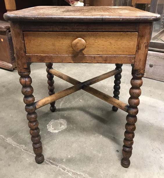 Vintage Carved Wooden Side Table W Drawer: Side table is vintage possibly antique. Piece appears to be hand carved in certain areas. Drawer has knob style handle and appears to have hand dovetailing. Piece measures approximately 21 inches tall