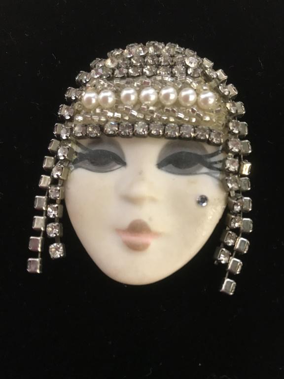 Lot 14 Pins + Accessories Deco, Rhinestone, more: Lot includes designers Bijoux, Monet,Joy, Tarina Tarantino. Some vintage, some more modern. Silver tone owl and faux turquoise pendant ( 2.5 x 1.5 in) Painted porcelain, rhinestone & pearl female face