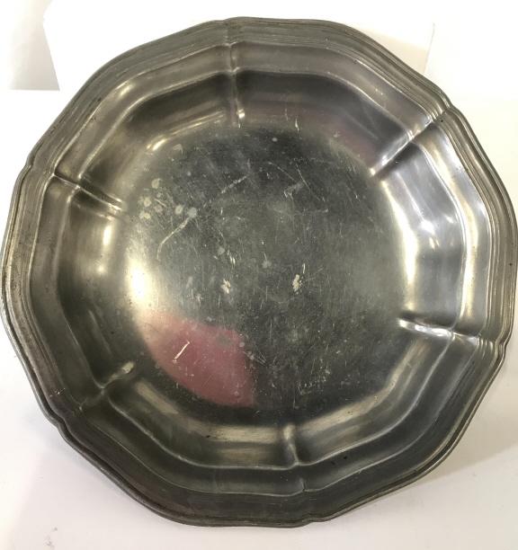 Vintage FEIN ZINN Pewter Shallow Bowl: Cotton Fabric Pillow cover, front quilted, depicts cat laying on bed with lamp on a side table. Removable, back zipper with flap over zipper. Backside solid green fabric. 16 x16 in. Pillow form with a