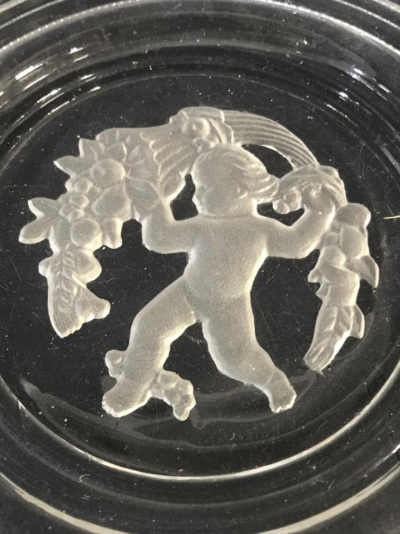 Art Glass Frosted Cherub Detail Plate: Plate has frosted glass Cherub detail. Piece measures approximately 11.5 inches wide. Cherub plate, Cupid plate, putti plate. tableware, tabletop decor, shelf piece, decorative arts and accessories 6