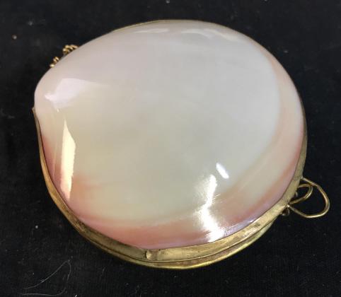 Polished Clam Shell Form Trinket Box: polished clam shell Form Trinket Box, TABLEWARE, vanity accessory, TABLETOP ACCESSORY 3 in by 3 in by 1 1/2 in. 4
