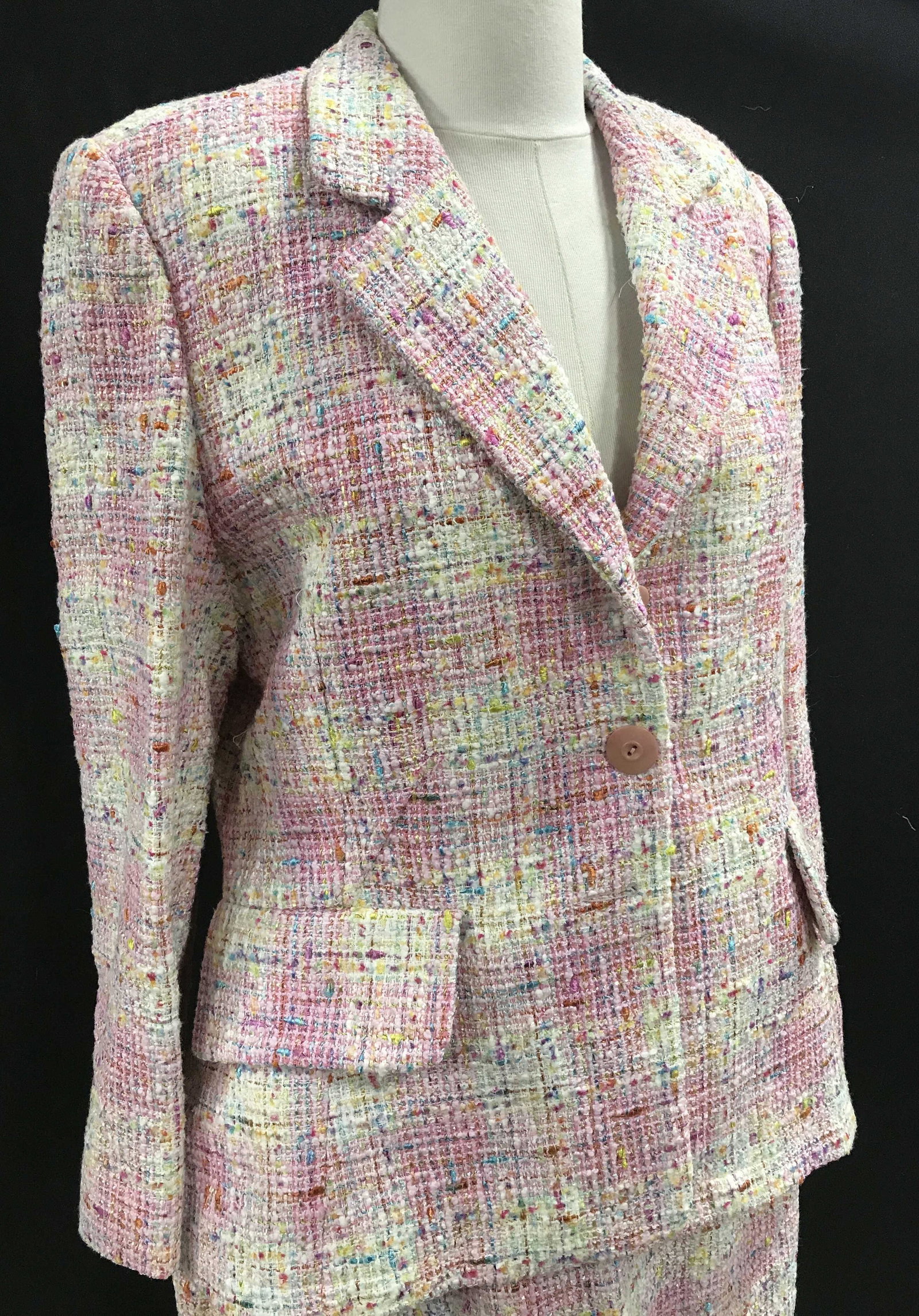 BRIGHTON Cotton Combo Skirt Suit, Paris Sz M/ L: Subtle pink & cream plaid skirt Suit. Label reads BRIGHTON Paris, made in France. Vintage Size 46 European dress size. Jacket blazer (46) & SKIRT ( size 48) fully lined in pink viscose. Skirt waist ap