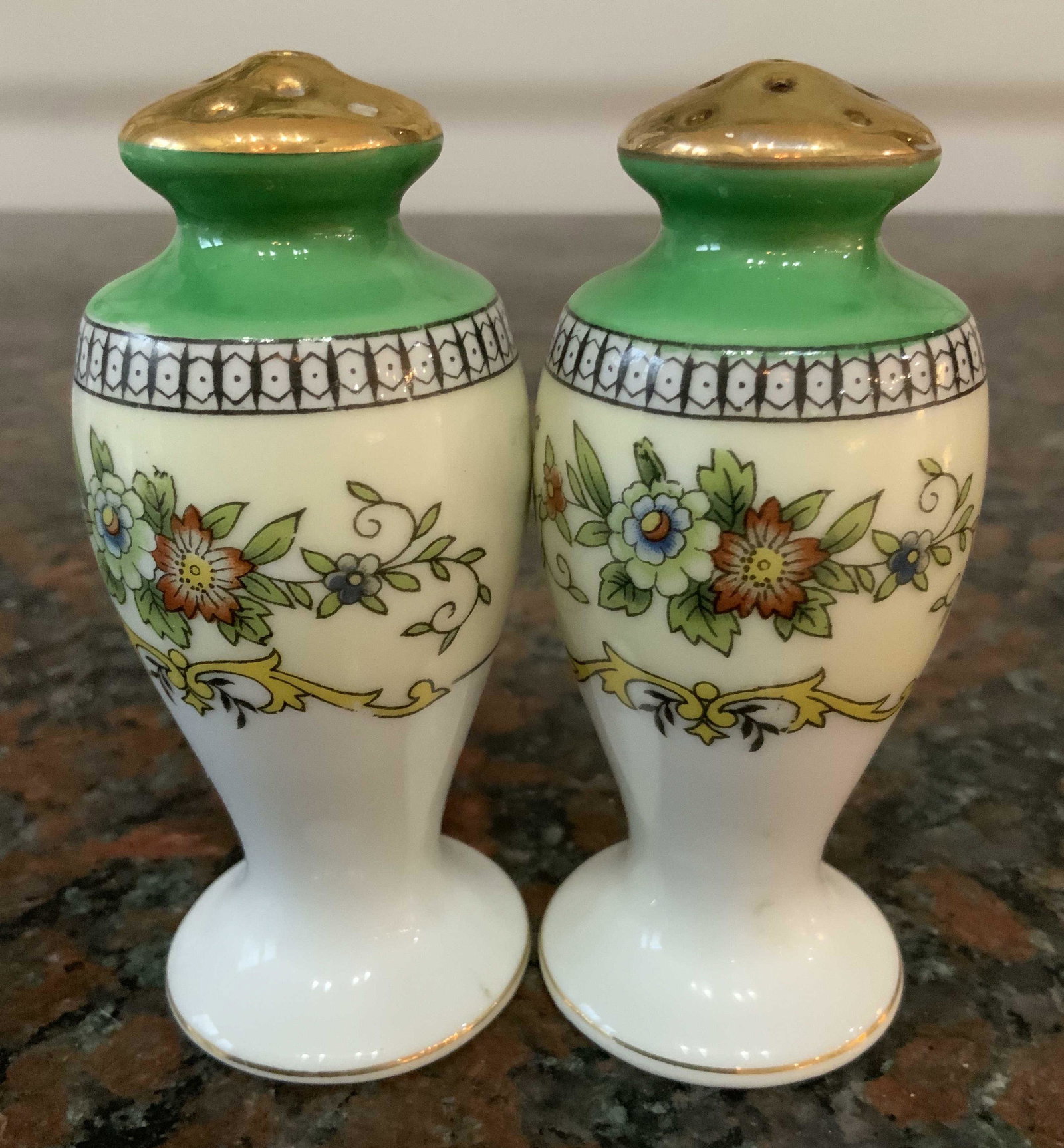 Pr Green white gold Porcelain Shakers: Pair salt and pepper shakers, porcelain table ware, ht 4 inches, table ware, porcelain,