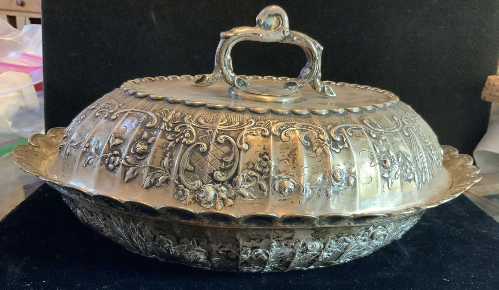 800 Silver Lidded Vegetable Dish: Vintage possibly antique vegetable dish with scalloped edges and detailed Repousse, scrolled handle on lid, floral and swirl design, silver tableware, decorative arts, measures with lid ht 7 inches, l