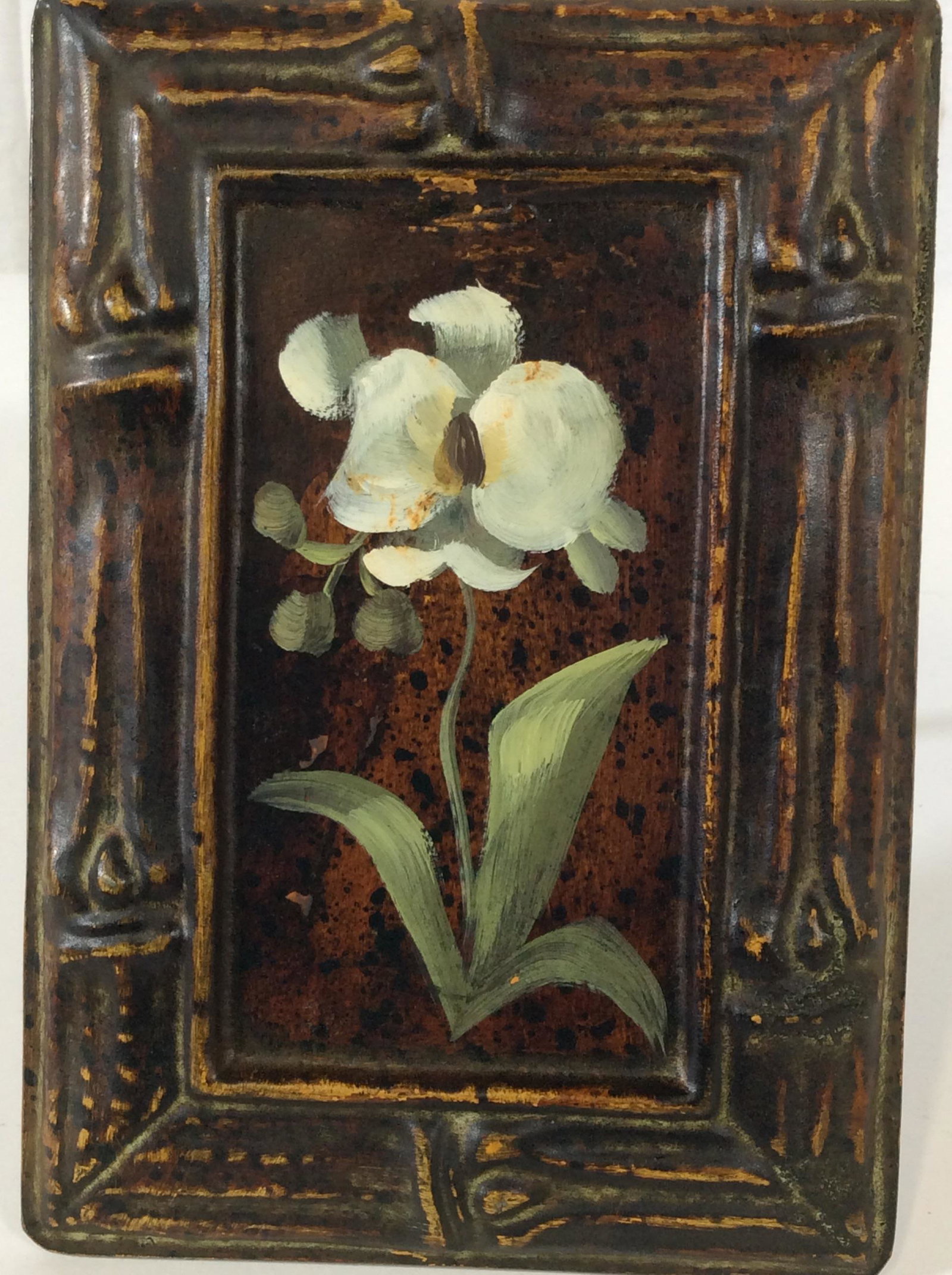 Tabletop Tile Flower Decor: Acrylic Painted Repoussé Metal Decor, sits on table like a frame, 8 x 5.5 in. Antiqued patina. Decorative Arts, Tole Ware, Decorative Accessories, Hand Painted, Tabletop, Flower Design, 3