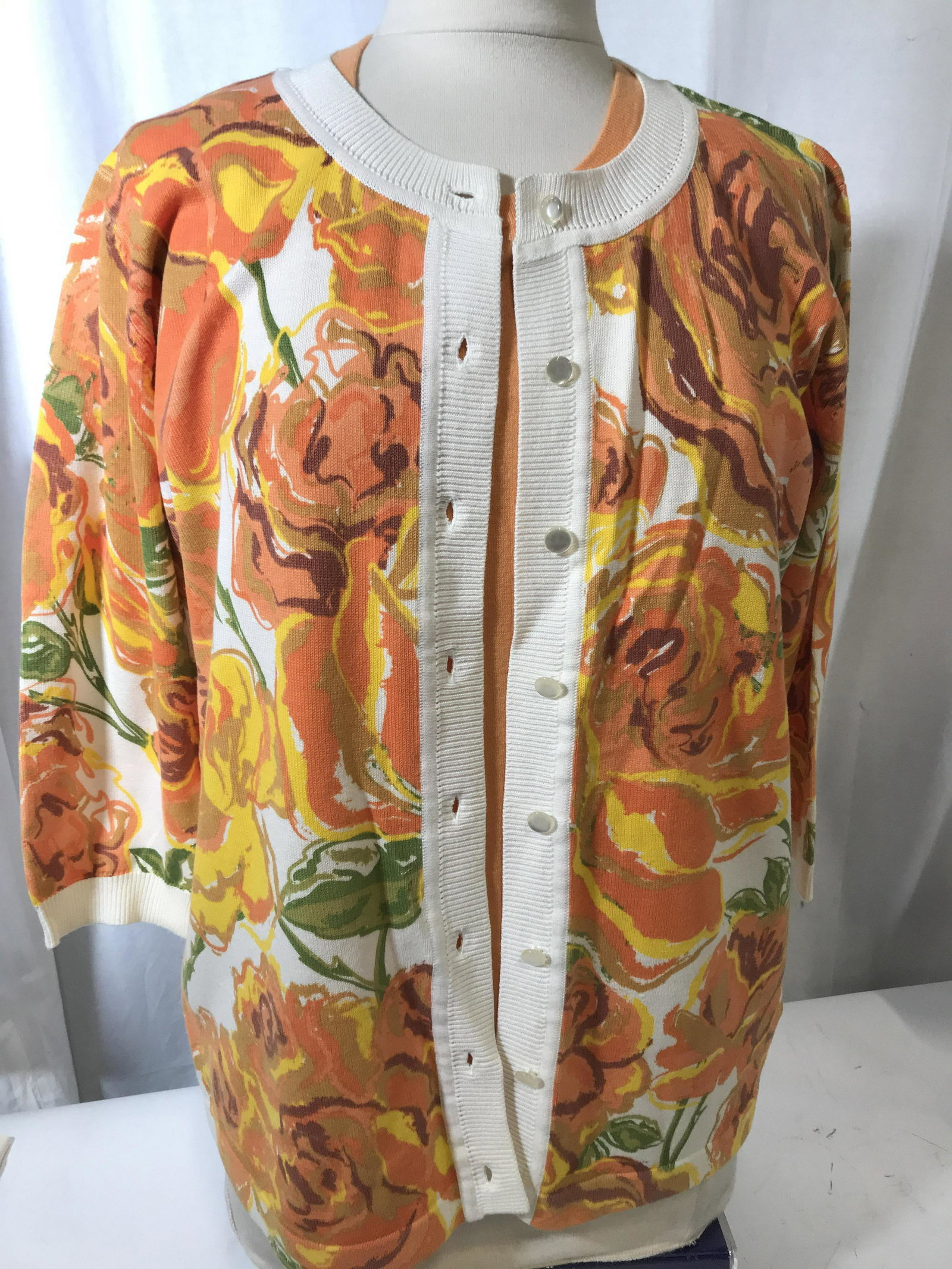 Matching Sweater Ensemble, Bob Mackie, Sz S-M: Pumpkin color sweaters. Cashmere Sleeveless Sweater, no label, fits Small-Medium Petite. Clear Mark on frontside (center) . Label attached indicate 100% cashmere. Bob Mackie Wearable Art Long Sleeve C
