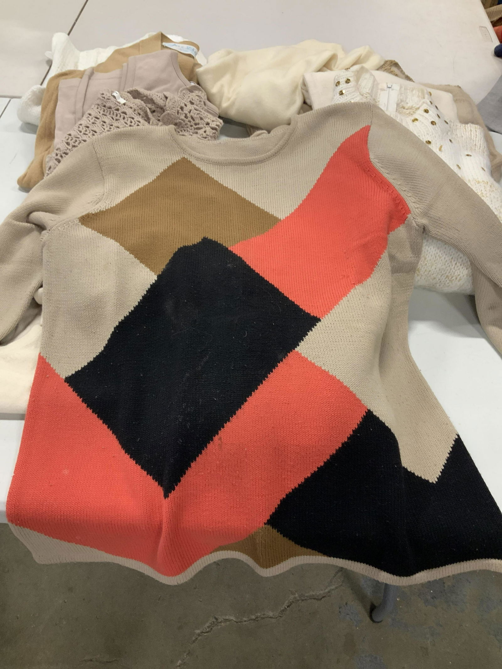 Group lot 11 Vintage to New Cream Sweaters: Cream camel beige and neutrals, cashmere, knit, cotton, and more, some brand names including Gai Bo of Texas, Preston and York, price, Liz, Mark Fore and Strike, property of New York City estate, BURB