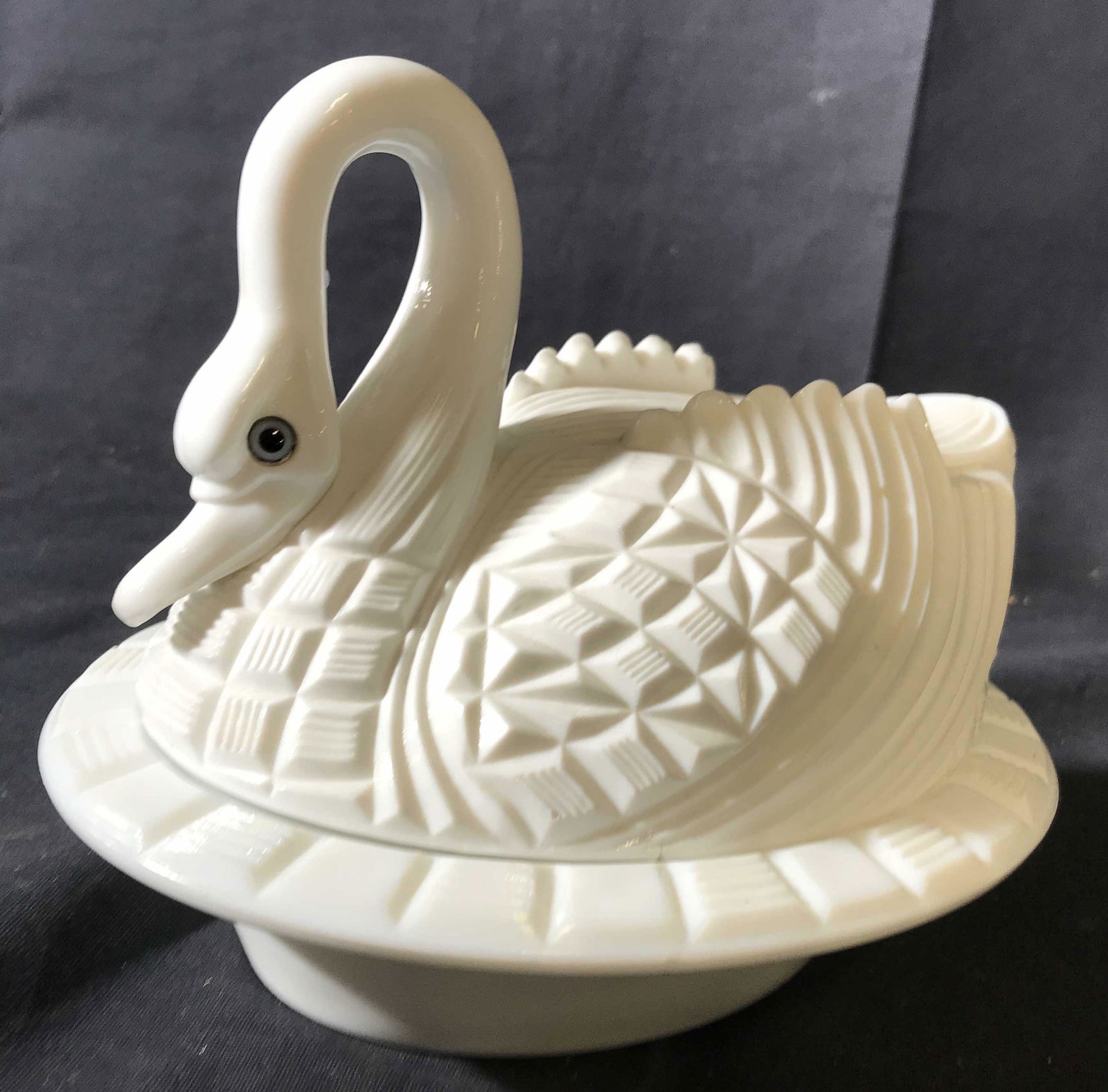 Vintage Milk Glass Swan Detailed: Vintage possibly antique Swan form lidded vessel, etched geometric design, glass eyes, swan form on bowl, measures ht app 8 inches length app 10 inches ollectible Milk Glass Table Ware collectible tab