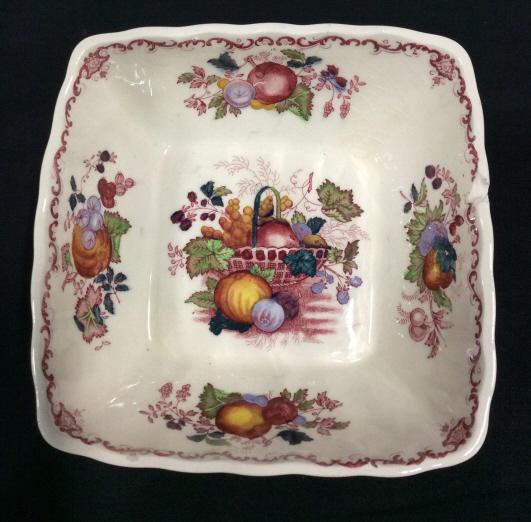 MASON’S Decorative Hand Painted Ceramic Bowl: This is a glazed ceramic bowl from MASON’S. The underside label reads MASON’S PATENT IRONSTONE CHINA, FRUIT BASKET ENGLAND. The piece is decorated with paintings of various fruit. The piece measur