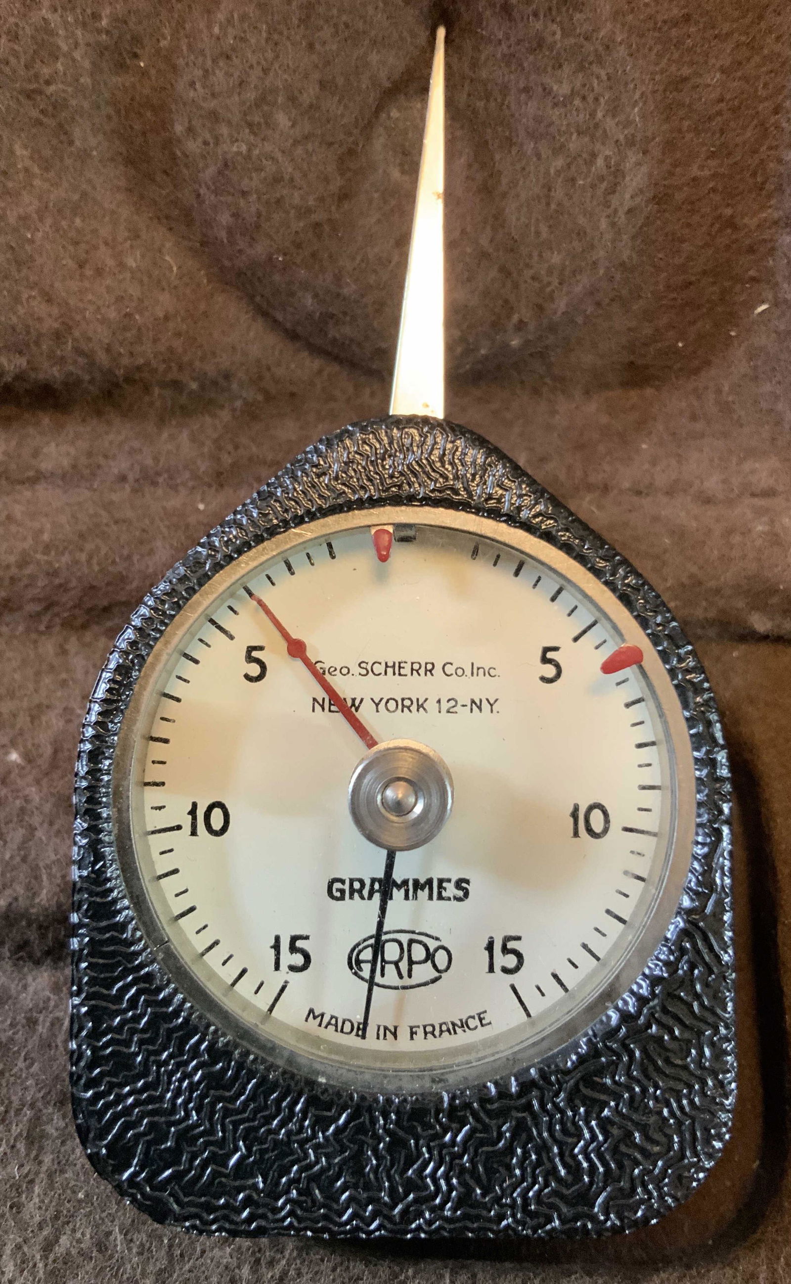 Vintage Boxed French Dial Gauge Case: Fitted leather and felt lined box hold compass gauge, mechanism, tool, that reads Geo Scherr Co Inc, Grammies ARPO, made in France, box measures app 5 by 2.5 inches, collectible gadget, map, compass,