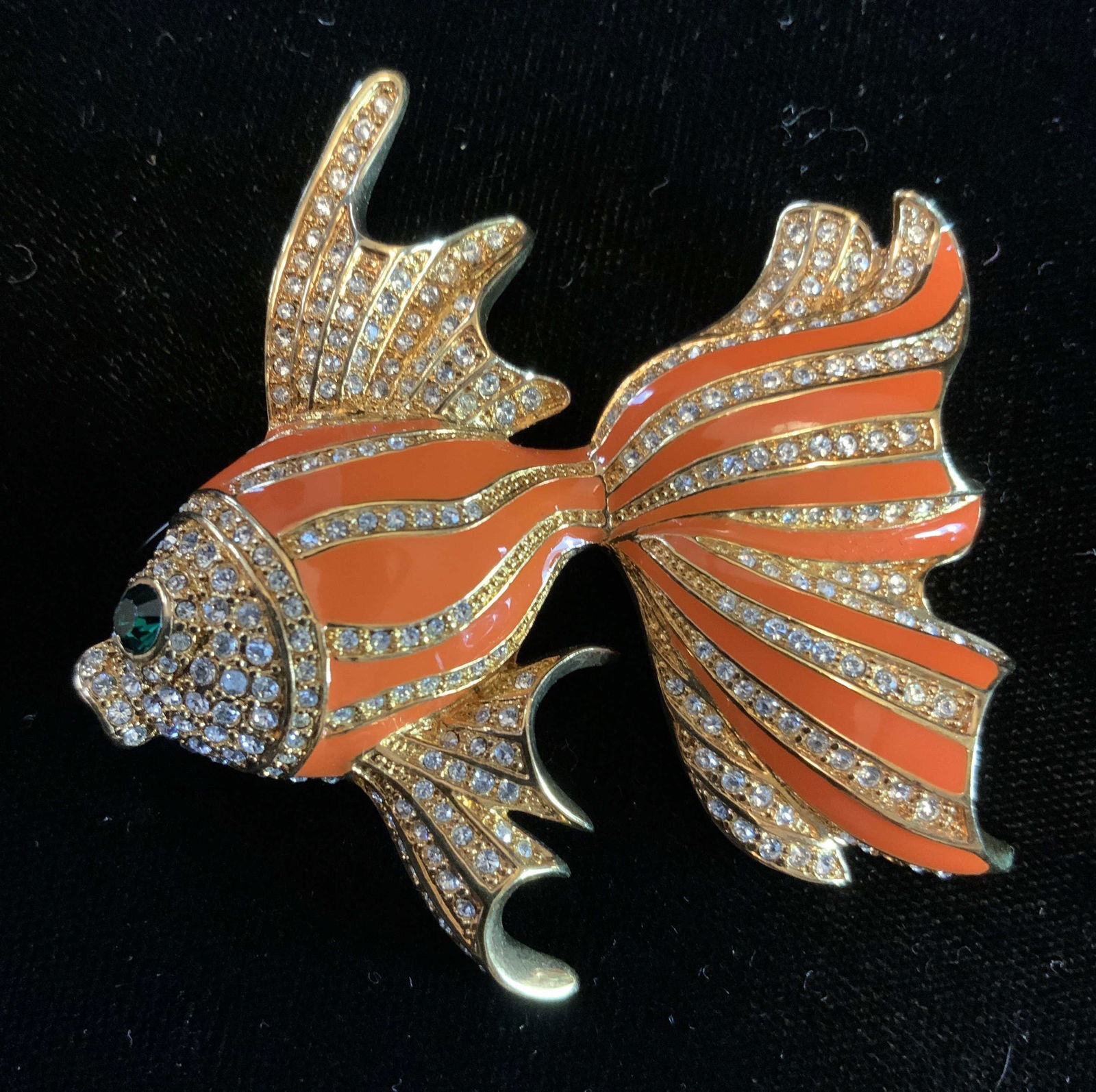 JBK Bejeweled Enamel Angel Fish Pin: Jackie Kennedy vintage jewelry, Jacqueline bouvier Kennedy designer costume jewelry, Brooch, statement piece jewelry, estate jewelry, designer costume jewelry measures ht 2.5 inches length 2.5 inches,
