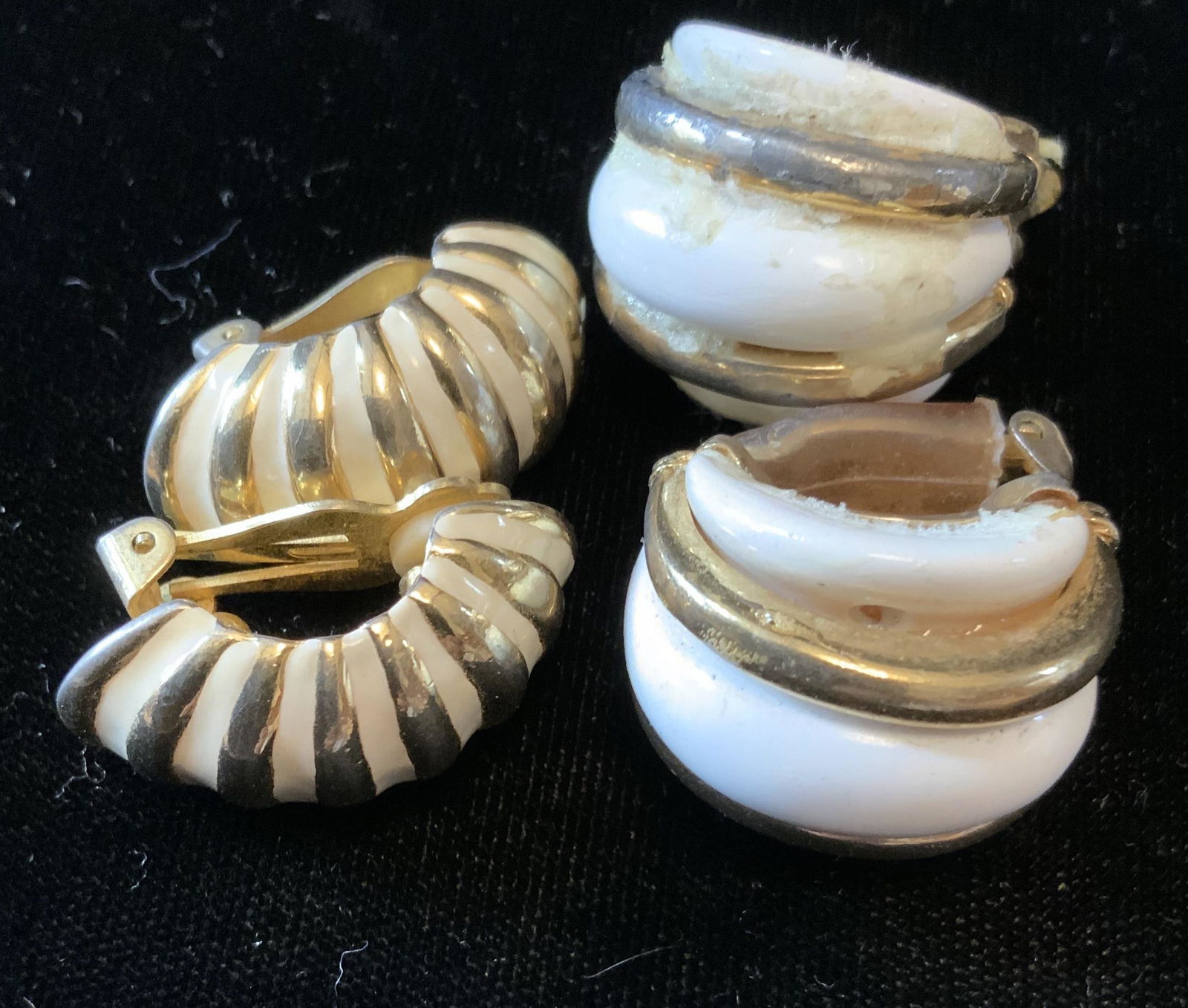 Kenneth Lane 2 Pairs Earrings: Lot 2 Pairs vintage white enamel and gold toned clip on earrings, one pair signed Kenneth Lane, vintage jewelry, estate jewelry, earring marked for Lane measures app 1 inch square, fashion jewelry