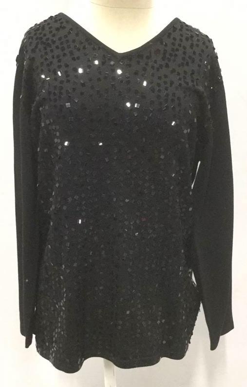 THE QUACKER FACTORY Sequin Sweater: vintage Quacker Factory black sequin sweater. Size medium. Sequin Top, vintage sequin top, sequin sweater, black sweater, vintage black sweater, vintage fashion, fashionista.