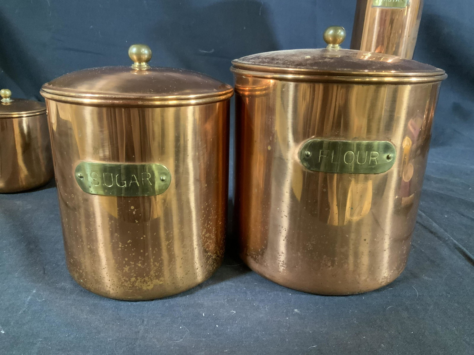 5 Piece Copper Brass Canister Set, Kitchen Ware: Each copper canister has lid with brass knob and brass plate w labels, coffee, tea, flour, sugar and Pasta, tallest canister measures app 12 inches, kitchen accessory, couner top, canister,