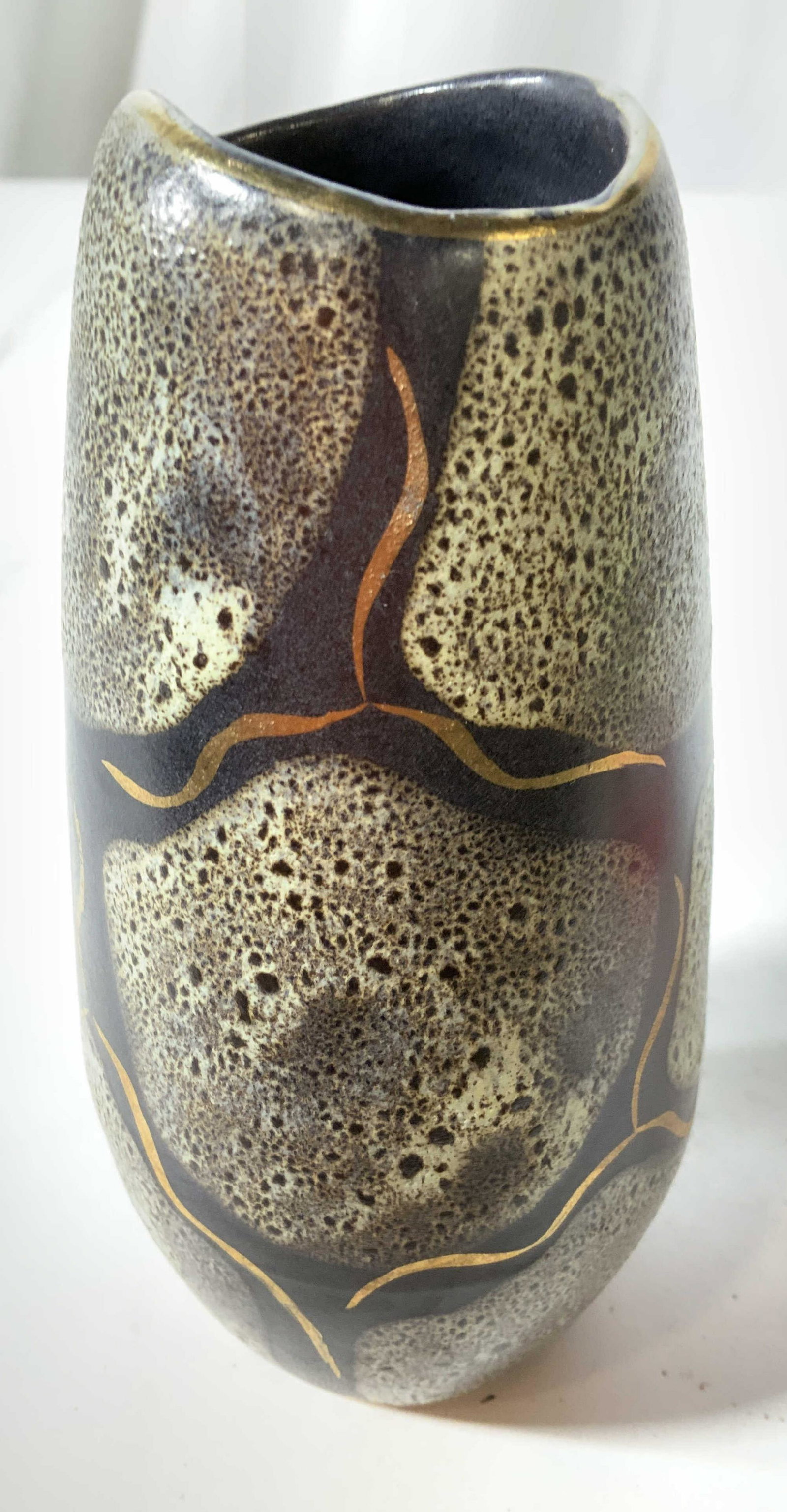 Hand Made 1960’s German Ceramic Vase: Marked underside for Germany, hand crafted hand made hand glazed, matte and textured finish and gold gilded accents, table ware, decorative arts, decorative accessories, vase, vessel, measures ht app 