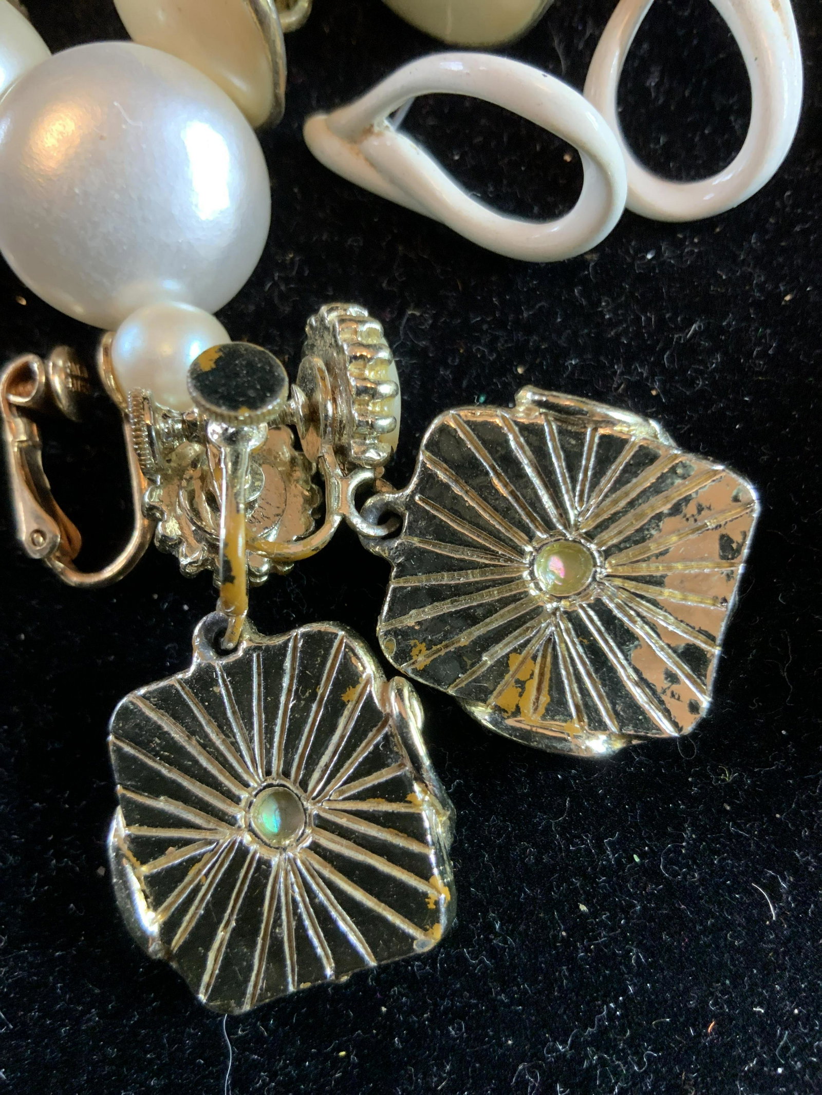 Group Lot Vintage White Toned Jewelry: Beads, mother of pearl, jewelry, earrings, enamel, button style, dangling, cufflinks w rhinestone and white quartz, tie clip, chandelier earrings, ladies fashion accessories, jewelry