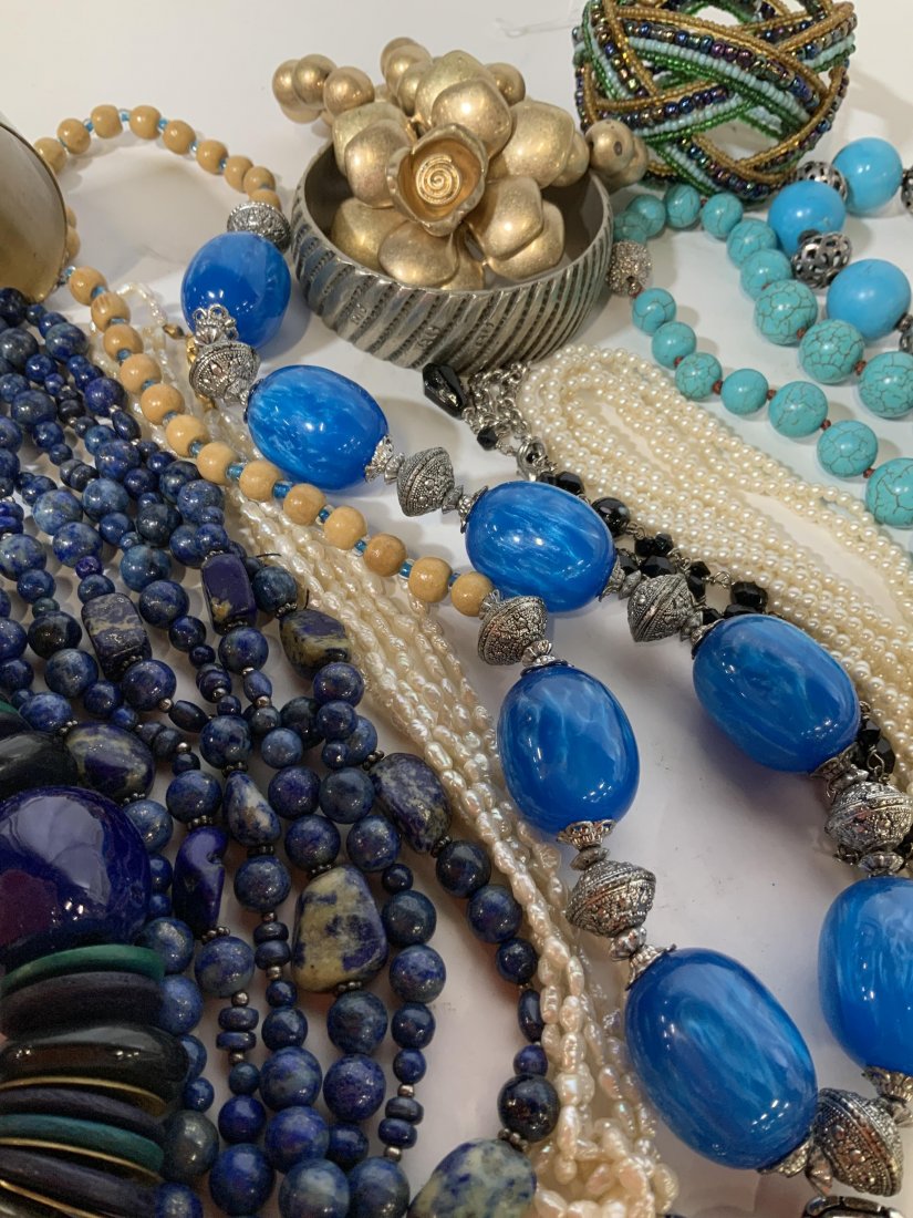 Group Lot Costume Jewelry, Necklaces: Vintage jewelry, estate jewelry, group lot includes necklaces, bracelets, earrings, one statement necklace marked for Paris, made in France, other signed, vintage jet beads, charm bracelet with elepha