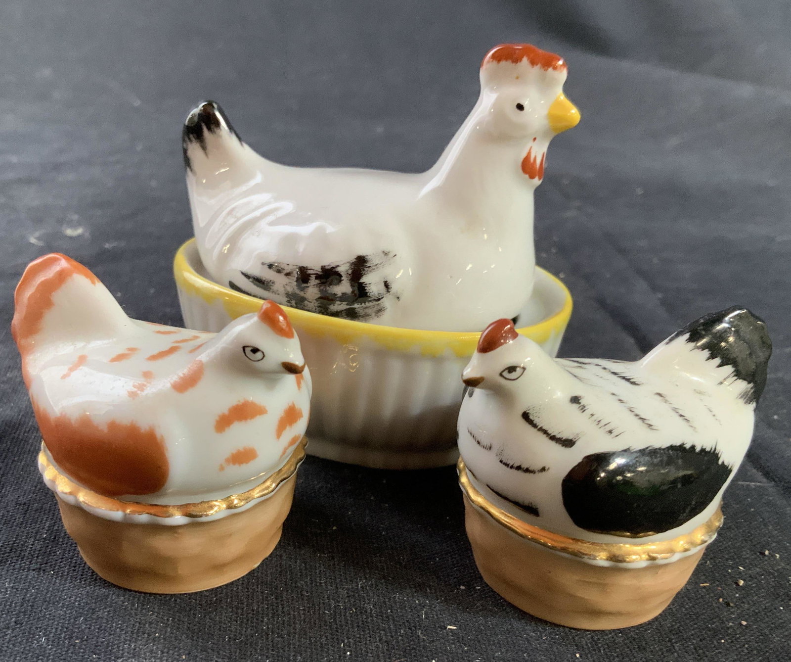 Group 3 Limoges France Rooster Box Figurals: Trinket box pill box, Figurals, French porcelain collectibles, marked under side for Limoges, marked underside for made in France, tallest measures ht 3 inches