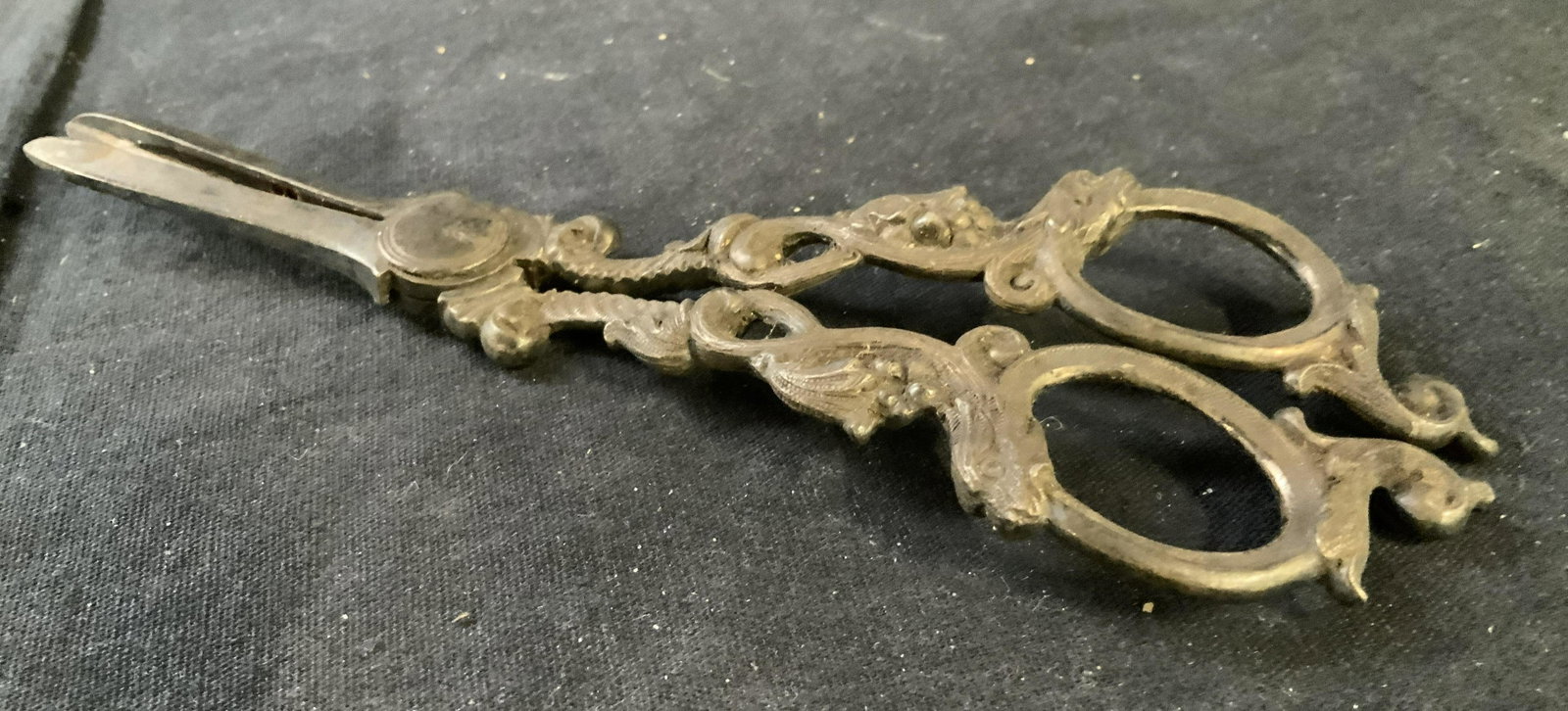 Antique Silver Toned Grape Shears: Ornately detailed grape shears, table ware, table utensil, collectible scissors, shears, measures length 7 inches