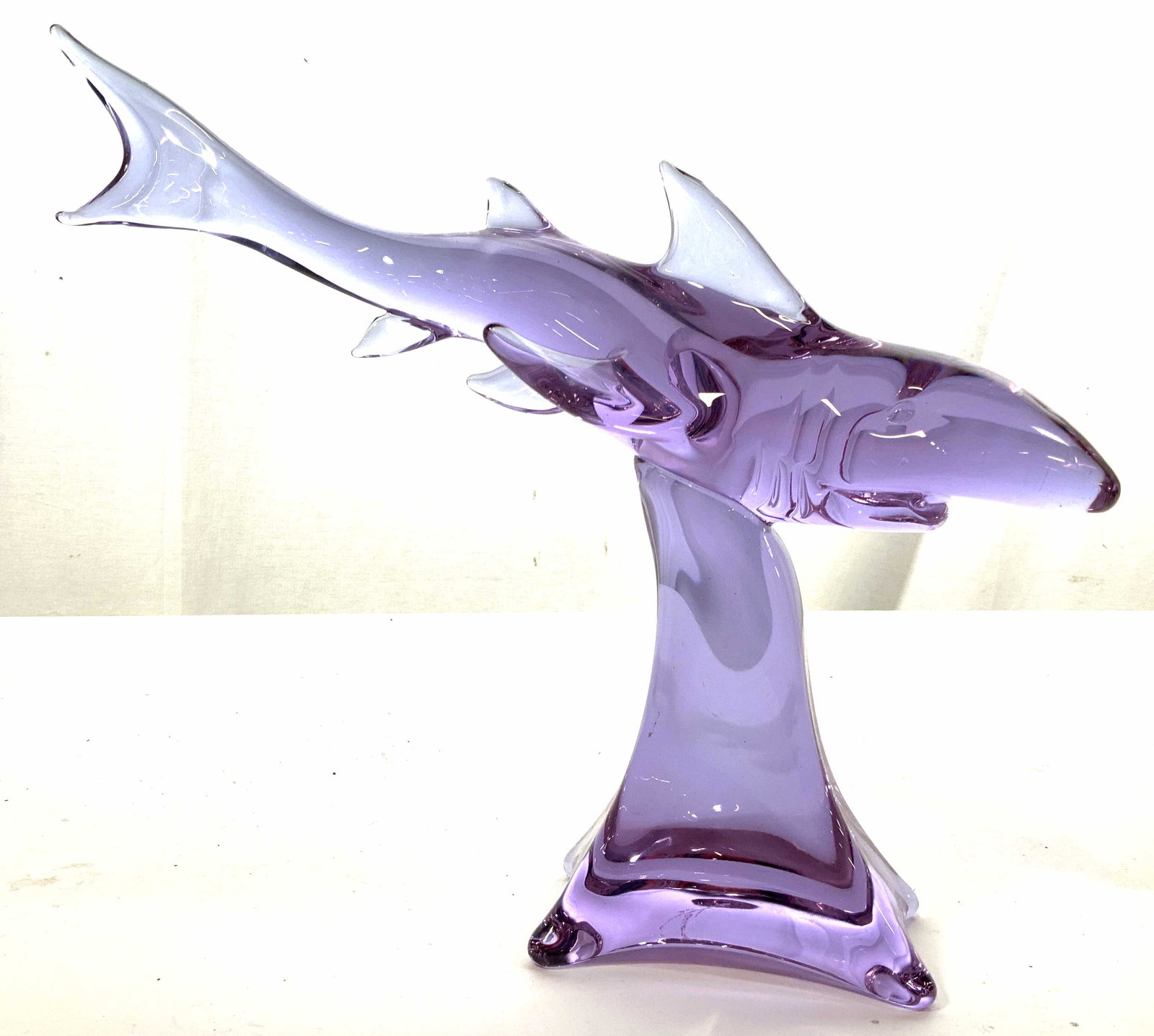 LICIO Zanetti Signed Shark Art Glass Sculpture: Signed Murano Italian Art Glass Sculpture, Large swimming Shark on Pedestal Base, Vintage LICIO ZANETTI Italian Murano Art Glass Sculpture Statue, large Swimming Shark form is impressive purple, viole