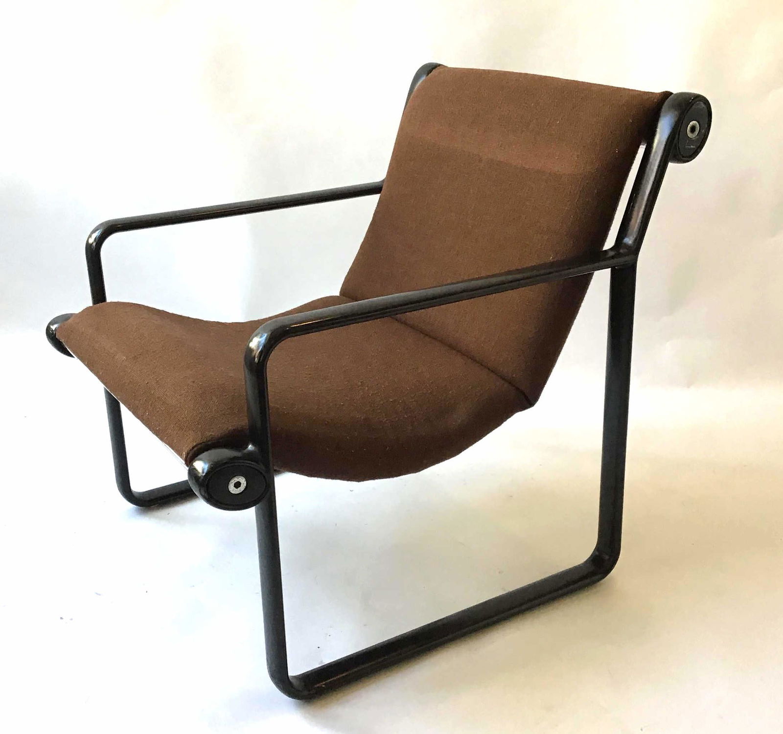Pair Hannah Morrison For Knoll Sling Arm Chairs: Pair MCM, mid century modern designer Armchairs, Knoll armchairs, dated 1973, designed by Bruce Hannah and Andrew Morrison, black metal frame with powder coating, some wear, original upholstery has we