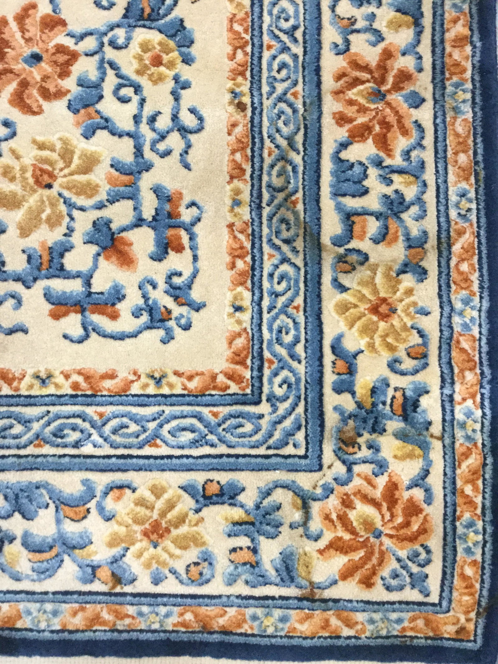 Vintage KARASTAN CHINESE MEDALLION Wool Rug: Rug is wool & Power loomed. Underside has tag which reads KARASTAN CHINESE MEDALLION. Piece measures approximately 8.8 by 12 ft as stated on label. Rug, wool rug, area rug, power loomed rug, Chinese A