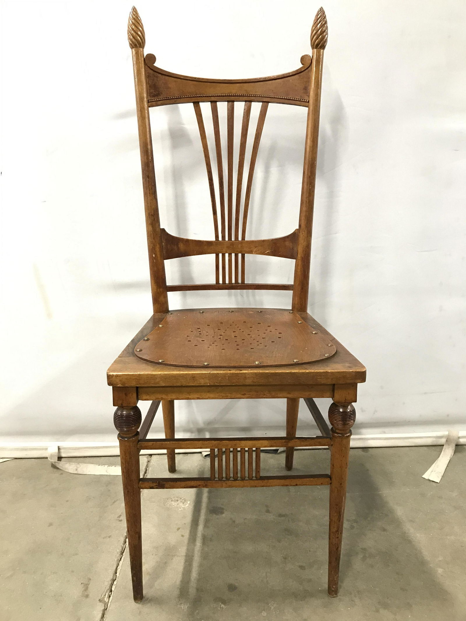 Wooden Chair Price  . Discover Prices, Catalogues And New Features.