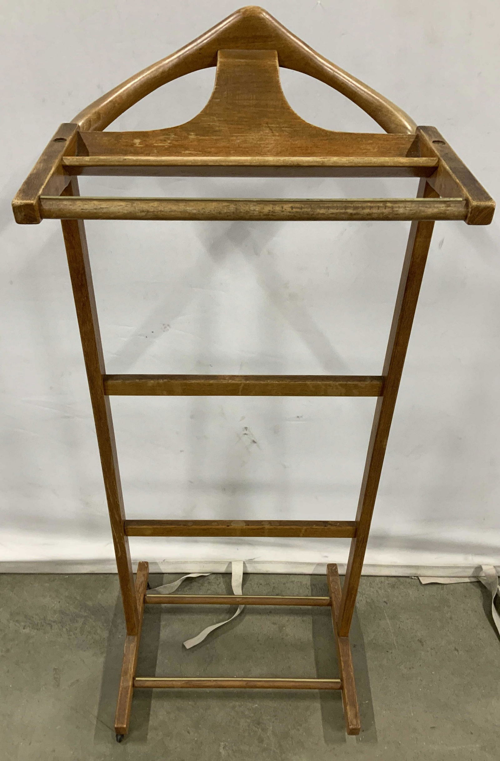 Vintage Wood Brass Valet Stand: Gentleman’s suit stand suit rack with tray, wood stand brass piping inlay, measures ht 45 inches, top 17 by 13 inches, suit rack, valet, collectible, stand on casters