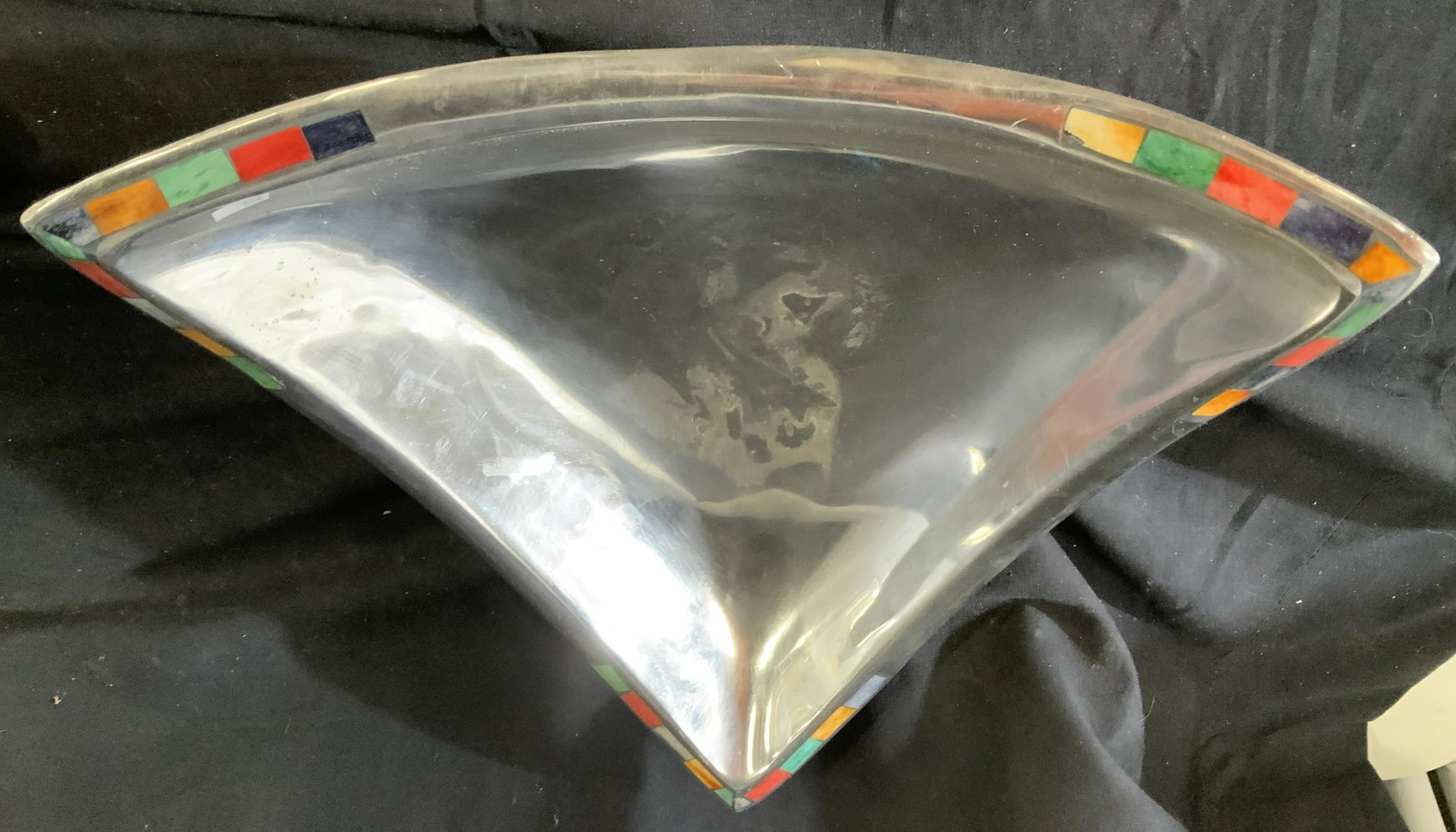 Silver Toned Metal Bowl w Mosaic: Decorative objects, decorative accessory, centerpiece, measures htb5 inches, diameter 15 inches, table ware, fruit bowl, accessory