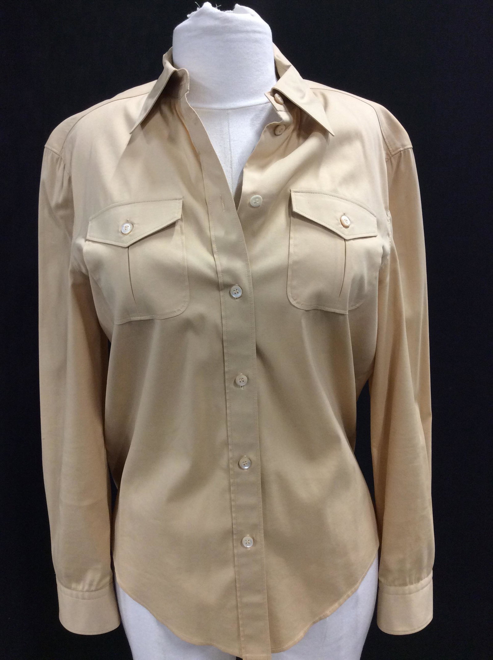 Vtge PRADA Button Down Shirt w Collar: Size small. Like new. Label reads PRADA MADE IN ITALY 38. Labeled )72% cotton, 23% nylon, 5 % rusher. Matching breast pockets with Button, button cuffs, 26.5 in. long. Prada Shirt, Casualwear By Prada