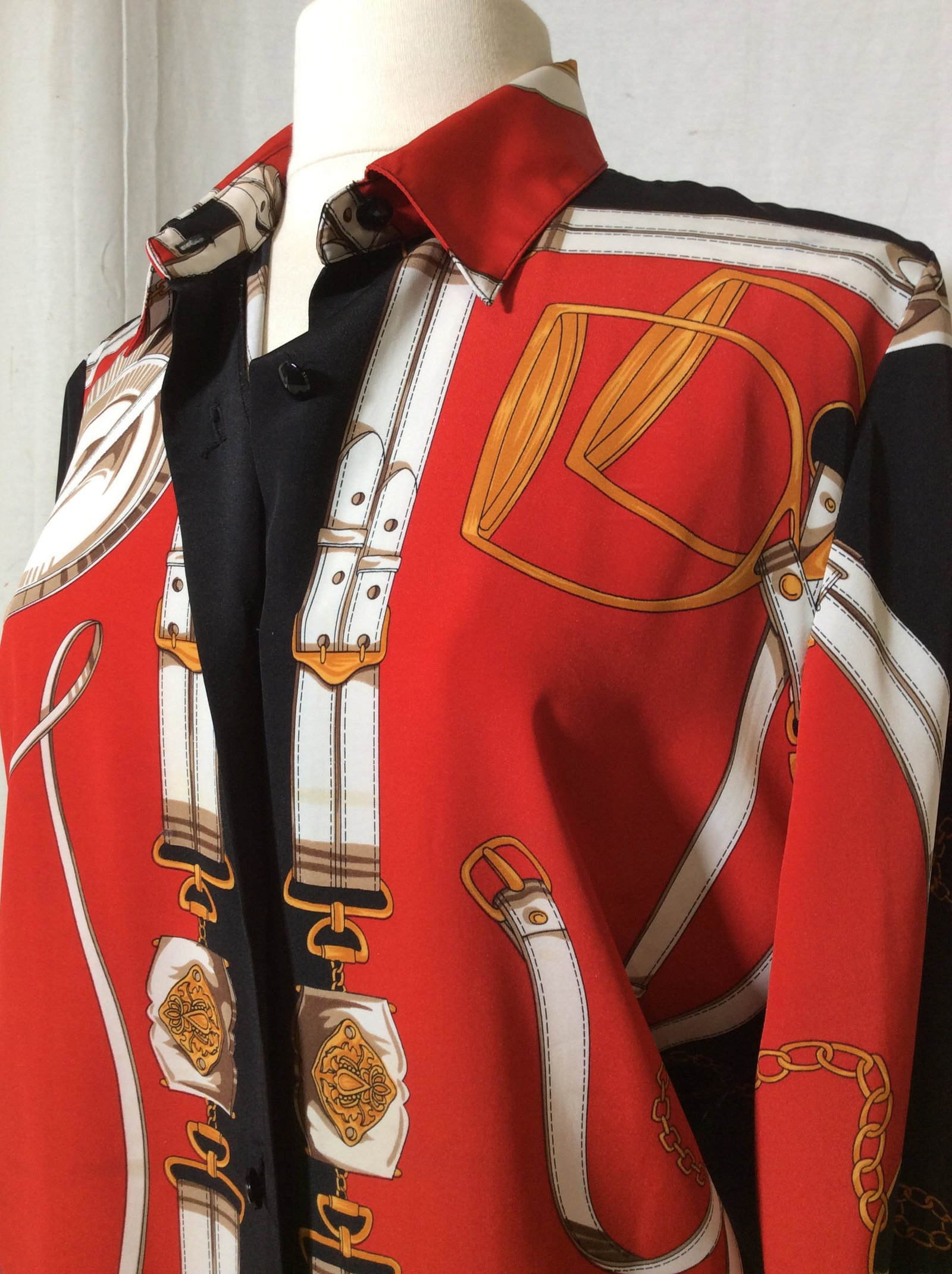 Nautical Designer Blouse- Jacket, Adrian- Avery: Size 10, Red white & blue, nautical chains, yacht belt print. Center Medallion on backside. Label reads 100% polyester. Casual wear, yacht wear, evening wear top, shirt, light Drape jacket, clothing,