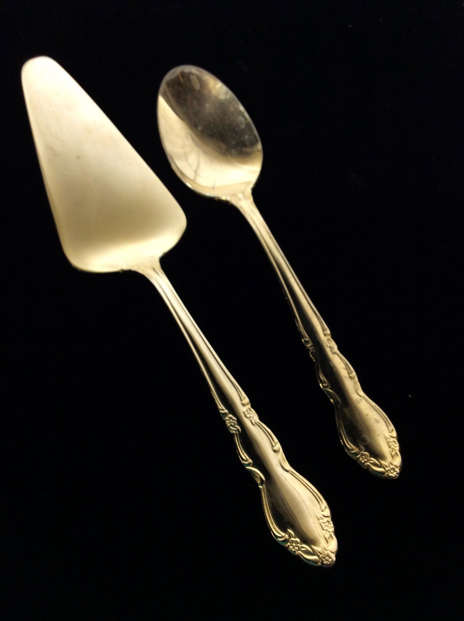 Gold Tone Stainless Cake & Spoon Serving Flatware: 2 pcs. Both marked ‘Stainless China’. Cake server 9 in. long. Spoon 7 in. long. Flatware, Tableware, Cake Server, Serving Utensils, Serving Spoon, Kitchen Ware, 3