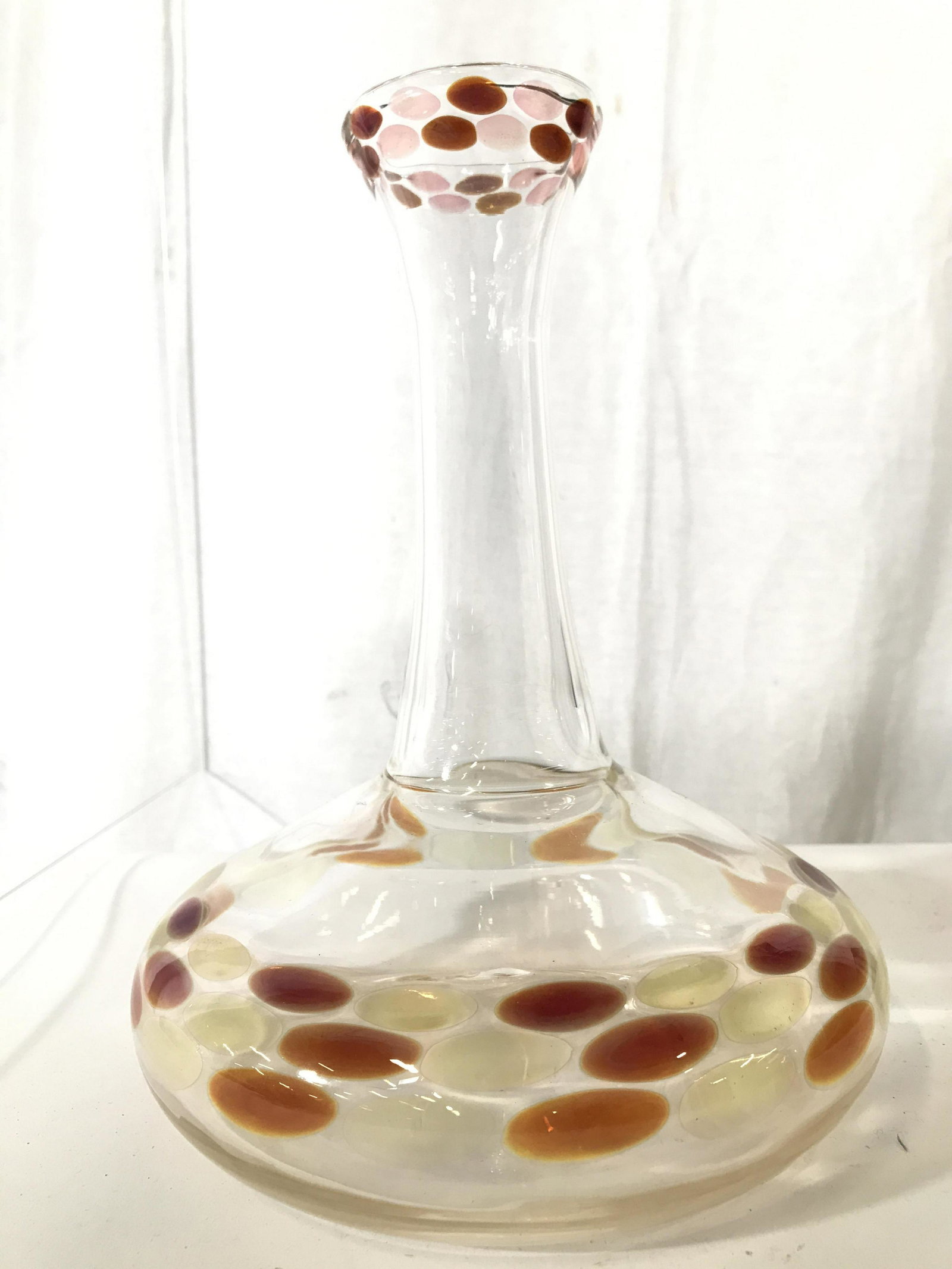 Multi Toned Art Glass Ships Decanter: Ships Decanter has narrow neck and wide base. Decanter, ships decanter, Glass decanter, Art Glass decanter. barware, Piece measures approximately 9.5 inches tall 7.5 inches wide. 6