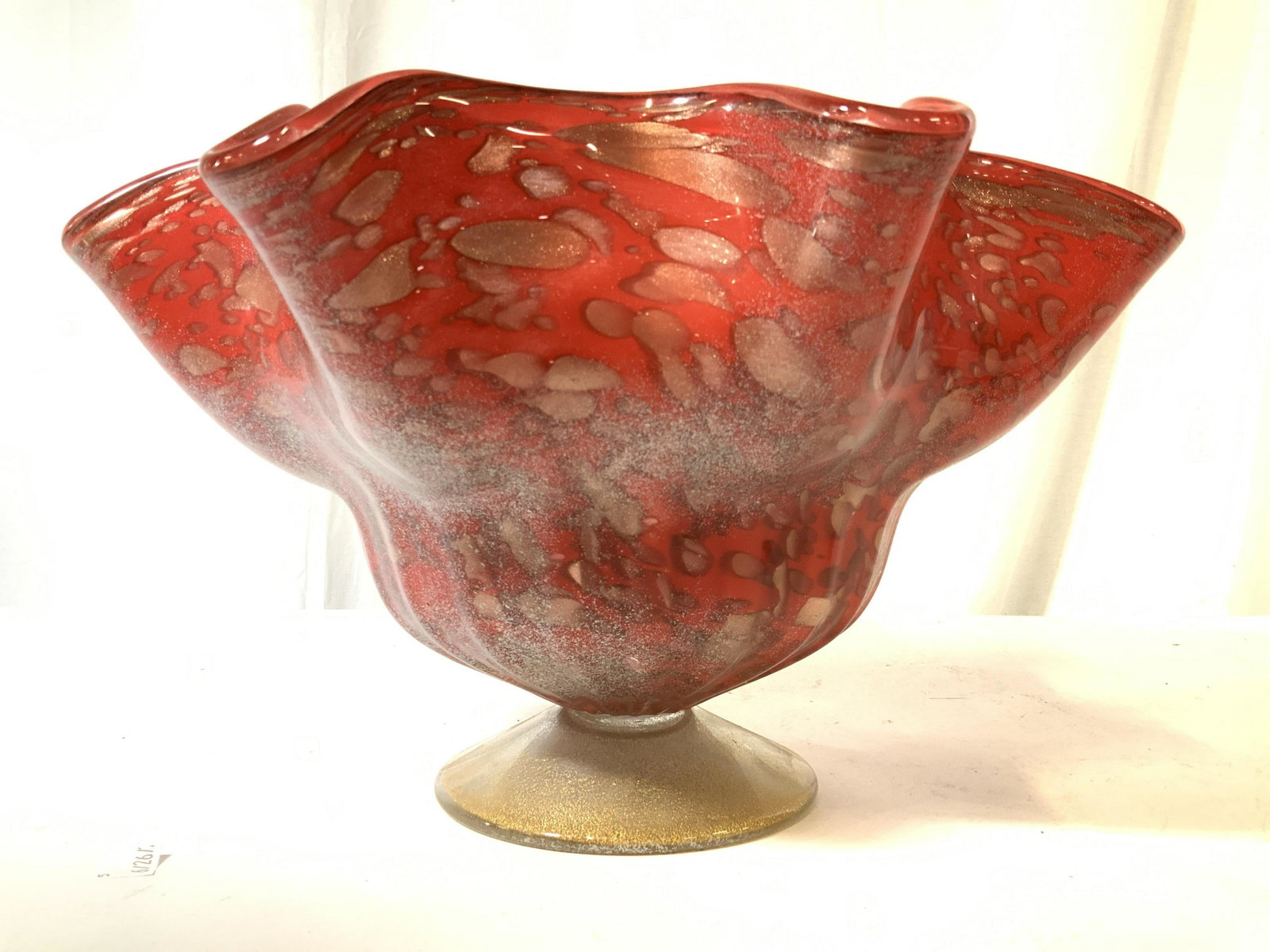 Murano Red Gold Art Glass Centerpiece Bowl: low Pedestal foot bowl with gold toned flecked base and red gold toned ruffle edge bowl, table ware, Italian art glass, decorative arts, decorative accessory, collectible art glass, centerpiece, measu